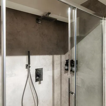 아파트 Valencia - The House Of Travelers