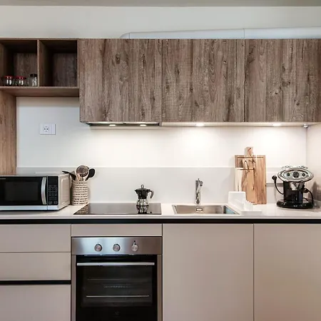 Valencia - The House Of Travelers